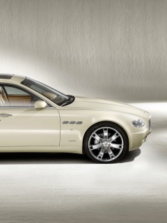 Maserati Quattroporte сбоку обои