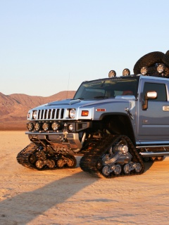 Hammer на гусеницах обои