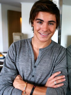 Зак Эфрон обои