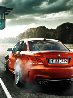 Оранжевый BMW серии M обои