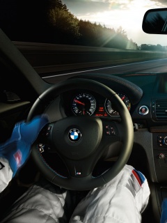 За рулём BMW обои