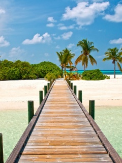 Пирс на тропическом острове обои