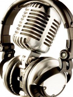 У микрофона обои