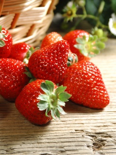 Клубничка обои