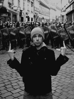 Против системы обои