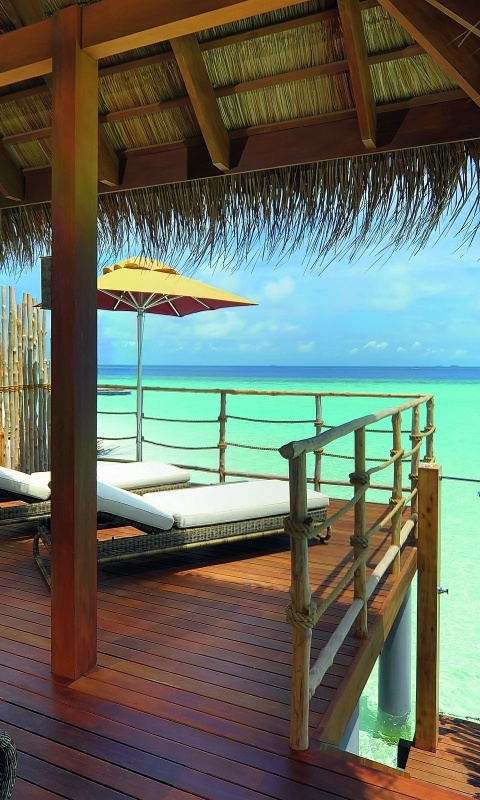 Домик на пляже обои