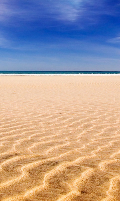 Пустыня на фоне моря обои