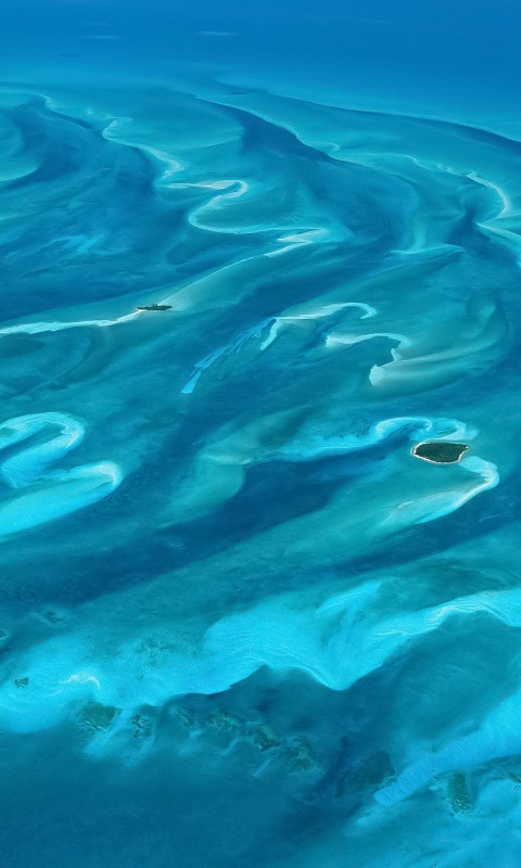 Остров среди лазурных рифов обои