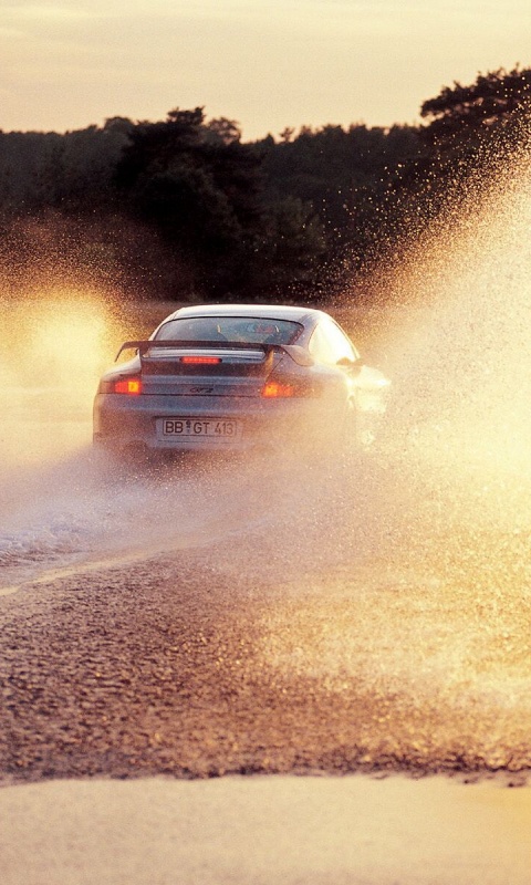 Брызги из под колес обои