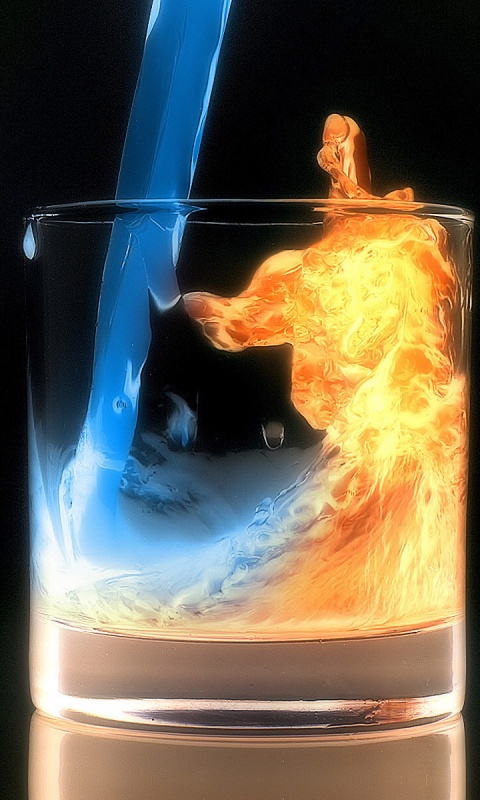 Огонь и вода в стакане обои