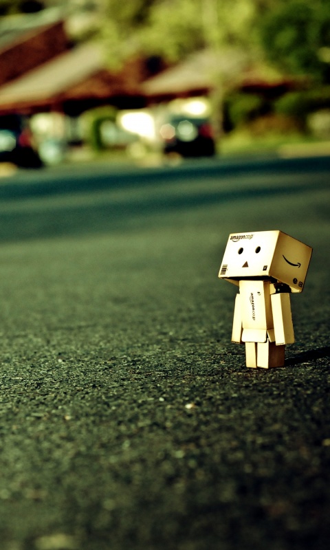 Данбо смотрит вверх обои