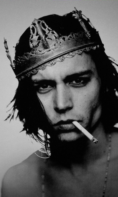 Джонни Депп в короне обои