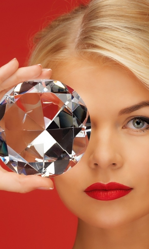 Девушка с бриллиантом обои
