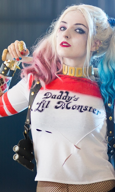 Daddy's lil monster обои