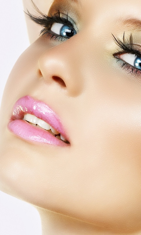 Красивое лицо обои