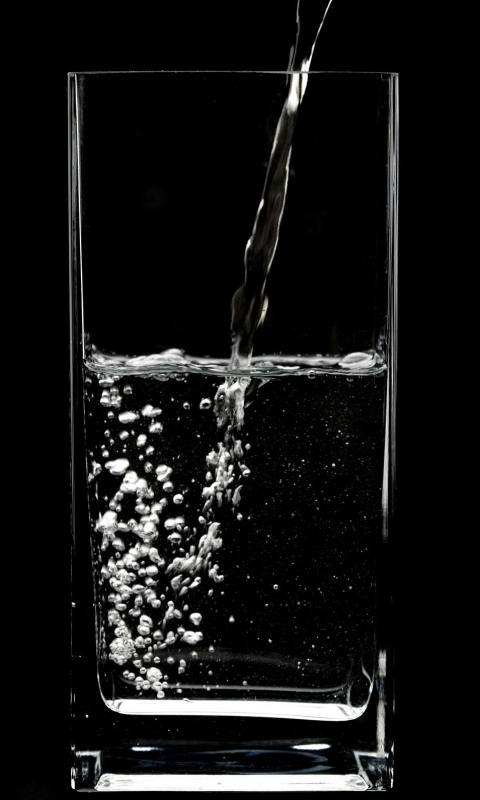 Вода в стакане обои