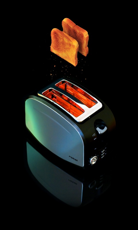 Выстрел из тостера обои