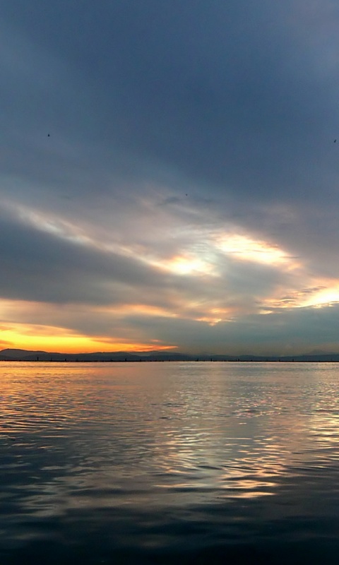 Живописное озеро обои