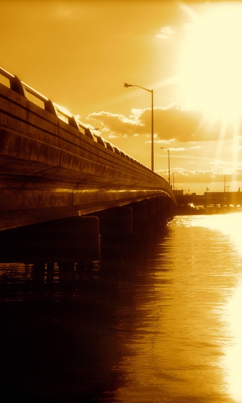 Залитый солнцем мост обои