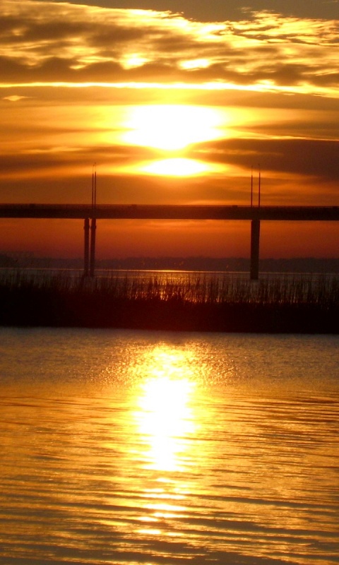 Мост на фоне заката обои