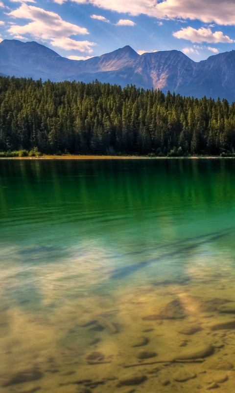 Зеленое озеро обои