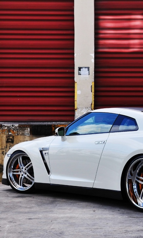 Спортивный Nissan обои