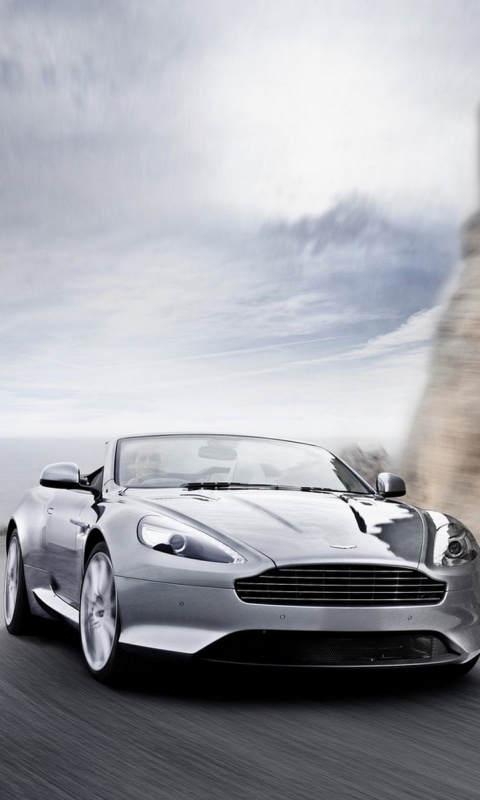 Aston Martin на повороте обои