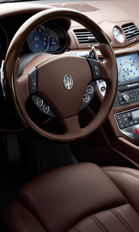 Салон Maserati Granturismo обои