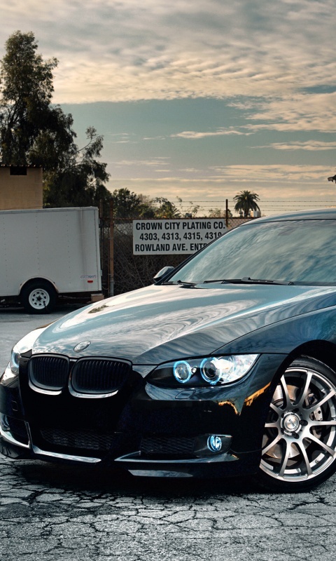 Чёрный БМВ обои