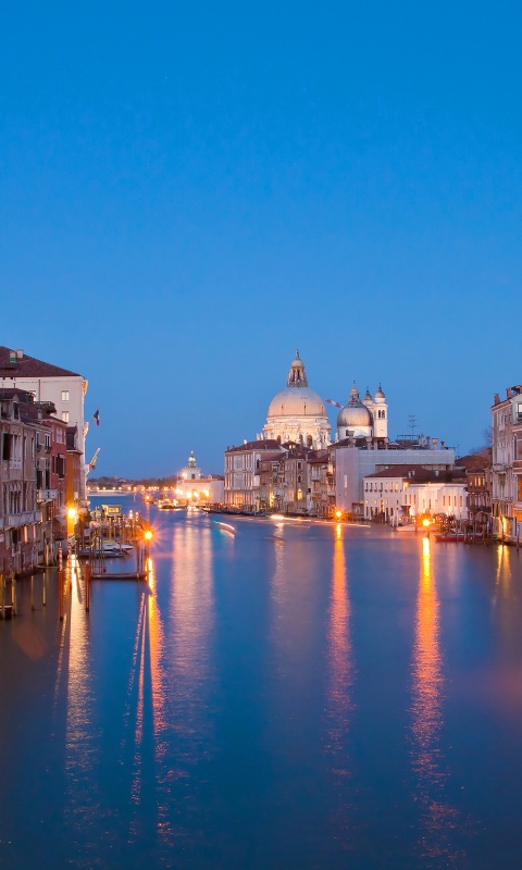 Канал в Венеции обои