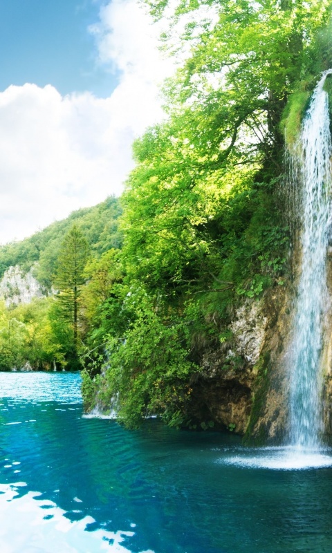 Водопад у реки обои