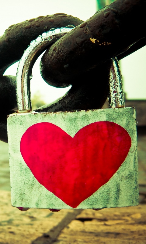 Замочек для влюбленных обои