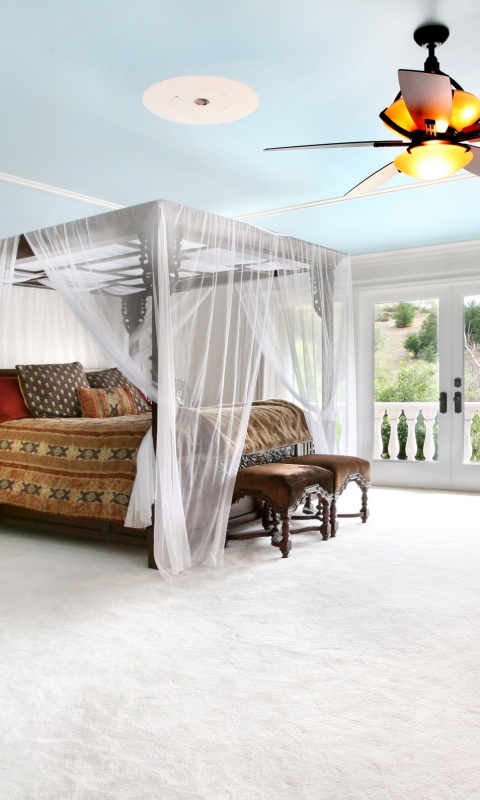 Светлая спальня обои