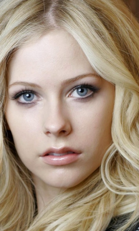 Блондинка Аврил Лавин обои