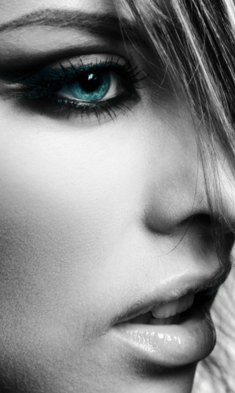 Глаза цвета моря обои