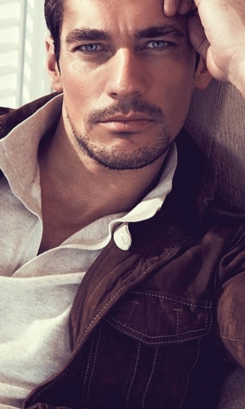 Парень в куртке обои