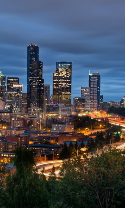 Город вдали обои