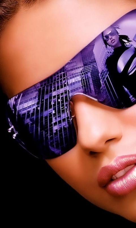 Девушка в стильных очках обои