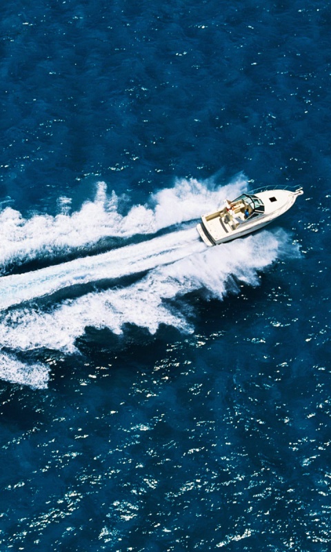 Вид на катер обои