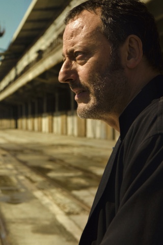 Жан Рено в порту обои