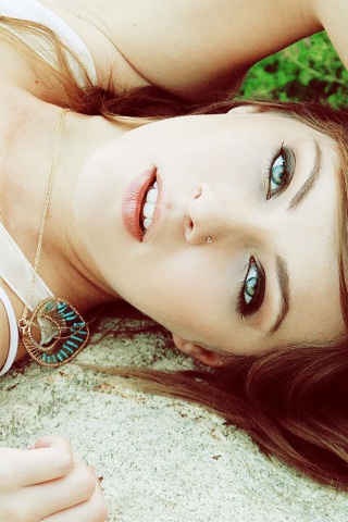 Глаза цвета моря обои