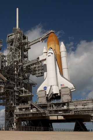 Шаттл на старте обои