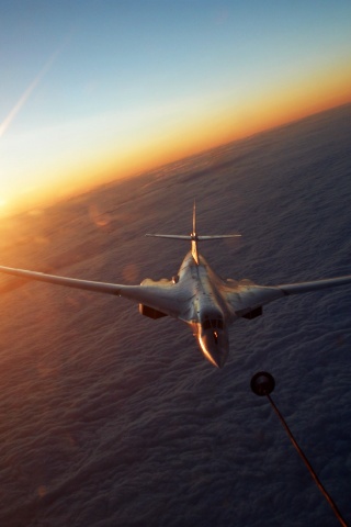 Ту 160 над облаками обои