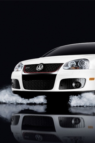 Буксующий белый Фольц обои