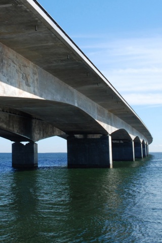 Опоры моста обои