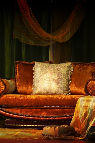 Комната в старом стиле обои