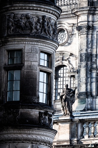 Hofkirche в Дрездене обои