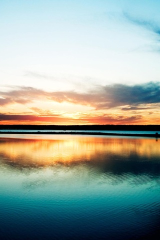 Закат над озером обои