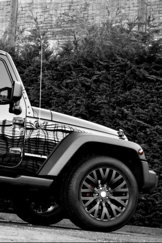 Черный внедорожник обои