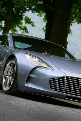 Aston Martin за городом обои